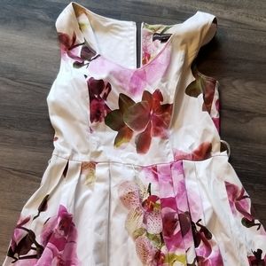 Dana Buchman floral print dress size 8